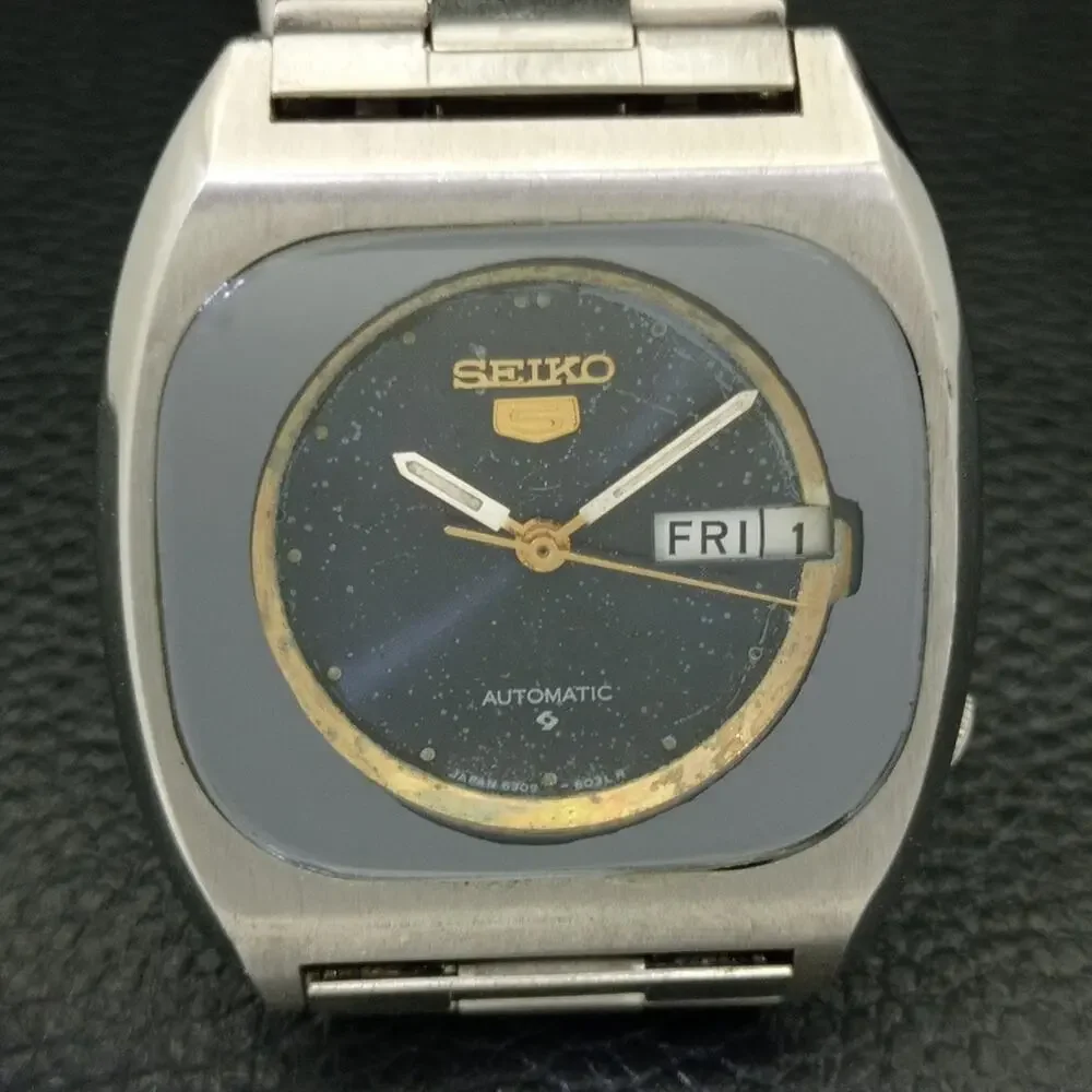 Vintage 1978 Square Seiko Automatic Mens Silver Watch W/daydate & Gold accents